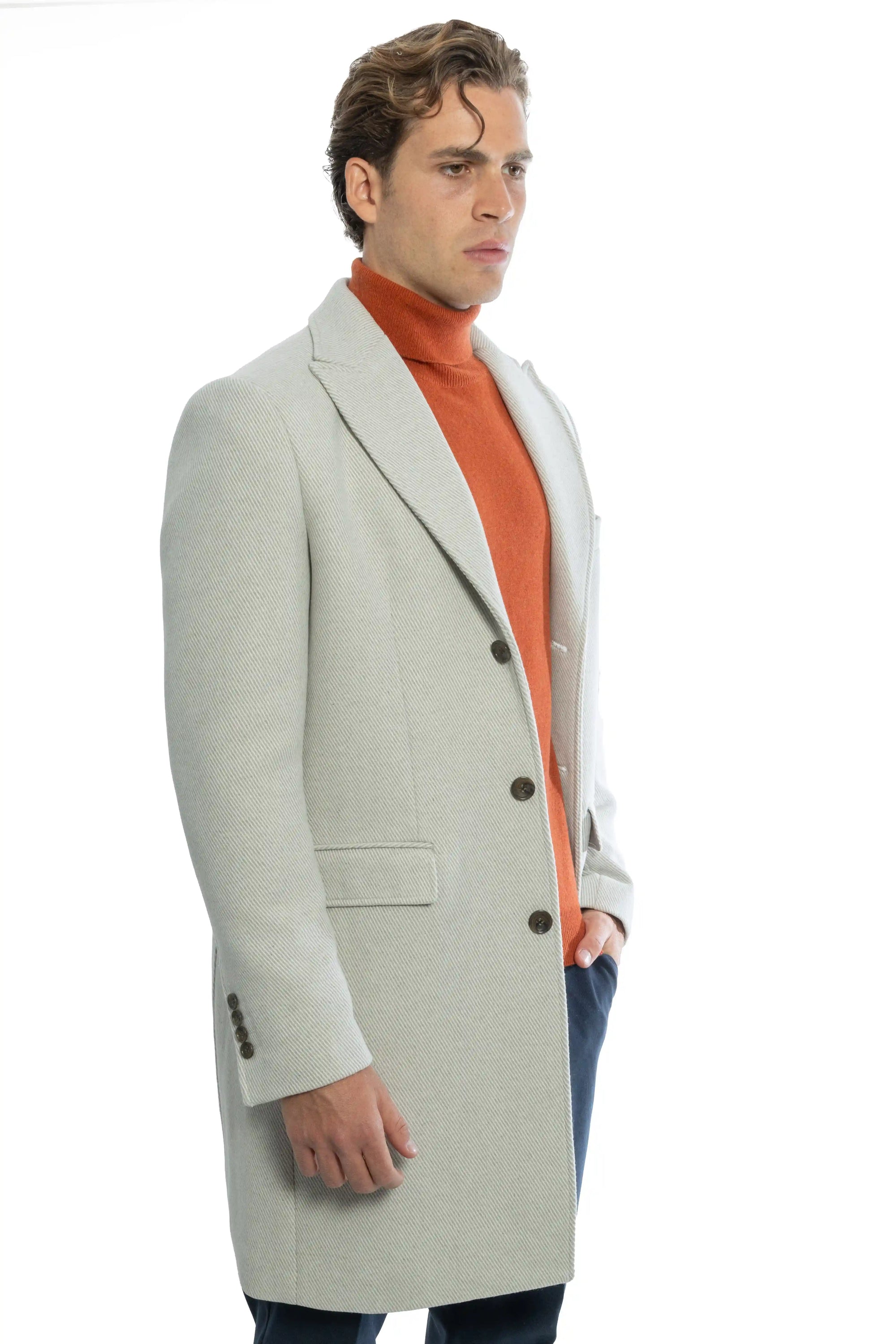 Cappotto monopetto con tasche a pattina