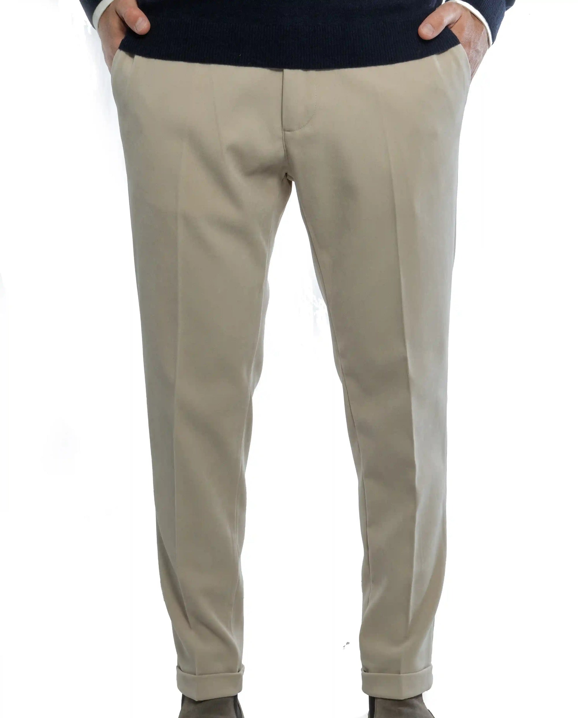 Pantalone in Fustagna dal taglio moderno